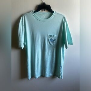 NWOT NEVER WORN Men’s Vineyard Vines T Shirt